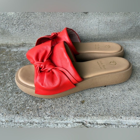 SOLE BLISS Bailey coral red sandals soft Italian leather BOW slides sz 40 NWOT - Picture 2 of 13